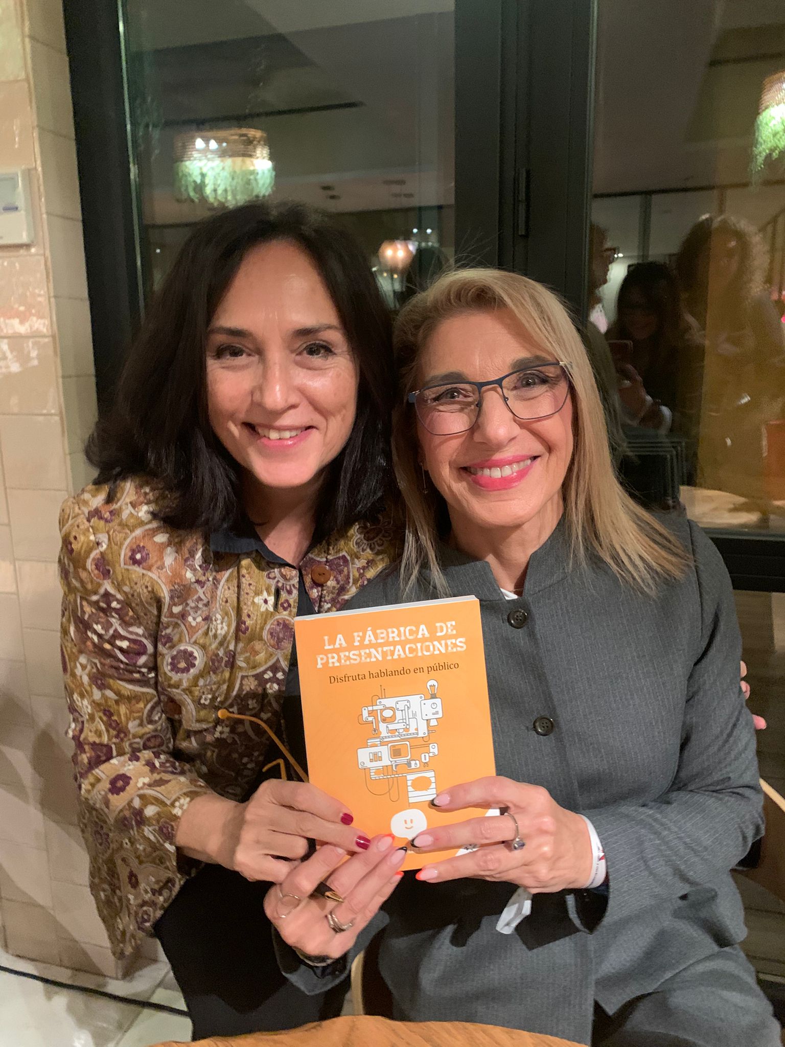 Glòria y Lucía